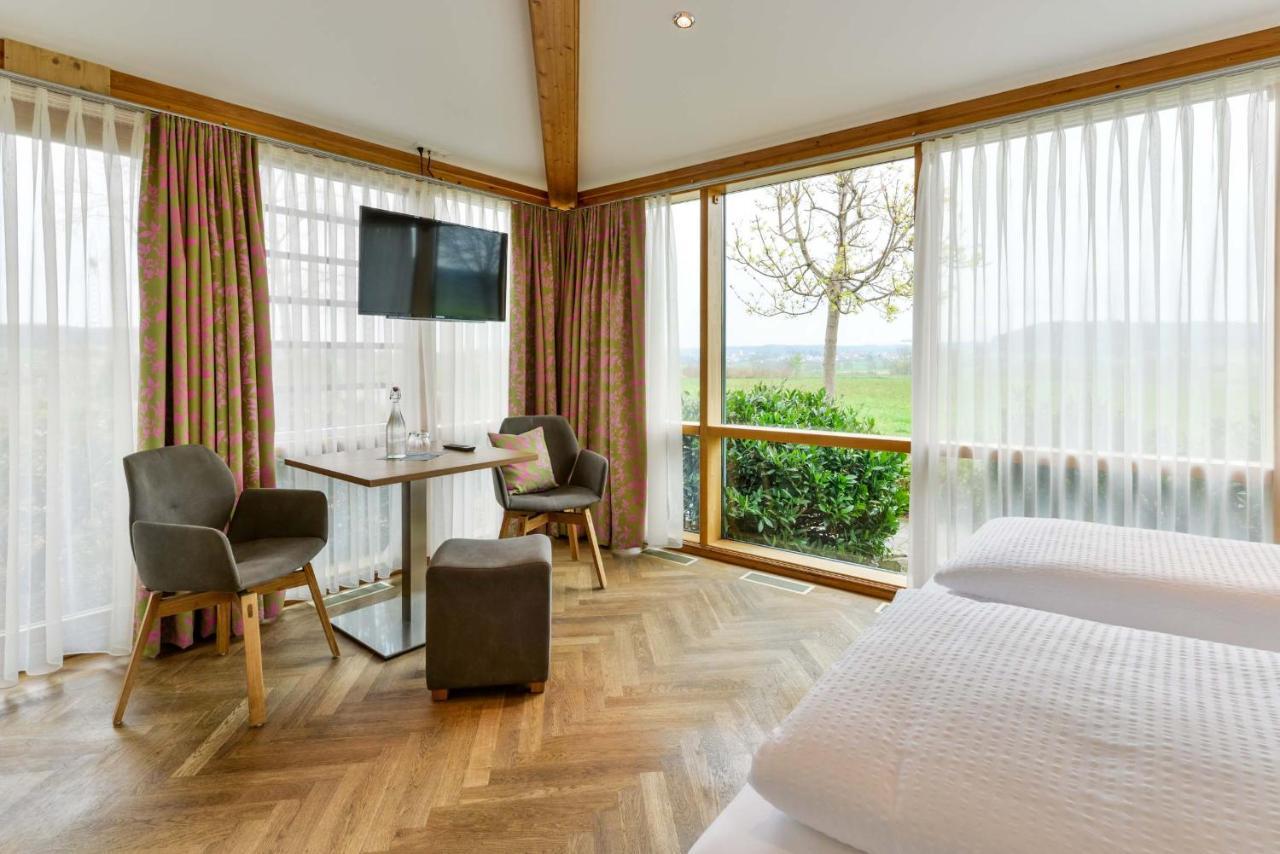 Bett'N Glueck - Uebernachtung & Fruehstueck Bed and Breakfast Zusmarshausen Exteriör bild