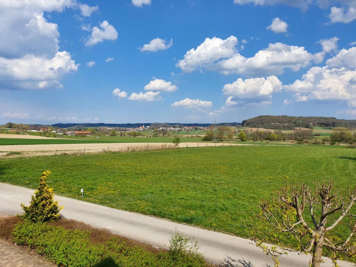 Bett'N Glueck - Uebernachtung & Fruehstueck Bed and Breakfast Zusmarshausen Exteriör bild